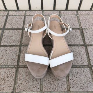 ザラ(ZARA)のZARA♡厚底ウェッジサンダル♡ホワイト37サイズ♡夏コーデ♡難アリ激安♡ザラ♡(サンダル)