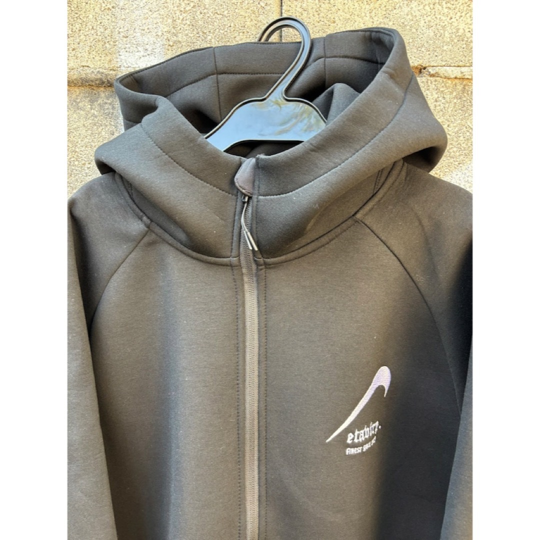 Reverse Etavirp Zip Hoodie. (Black)