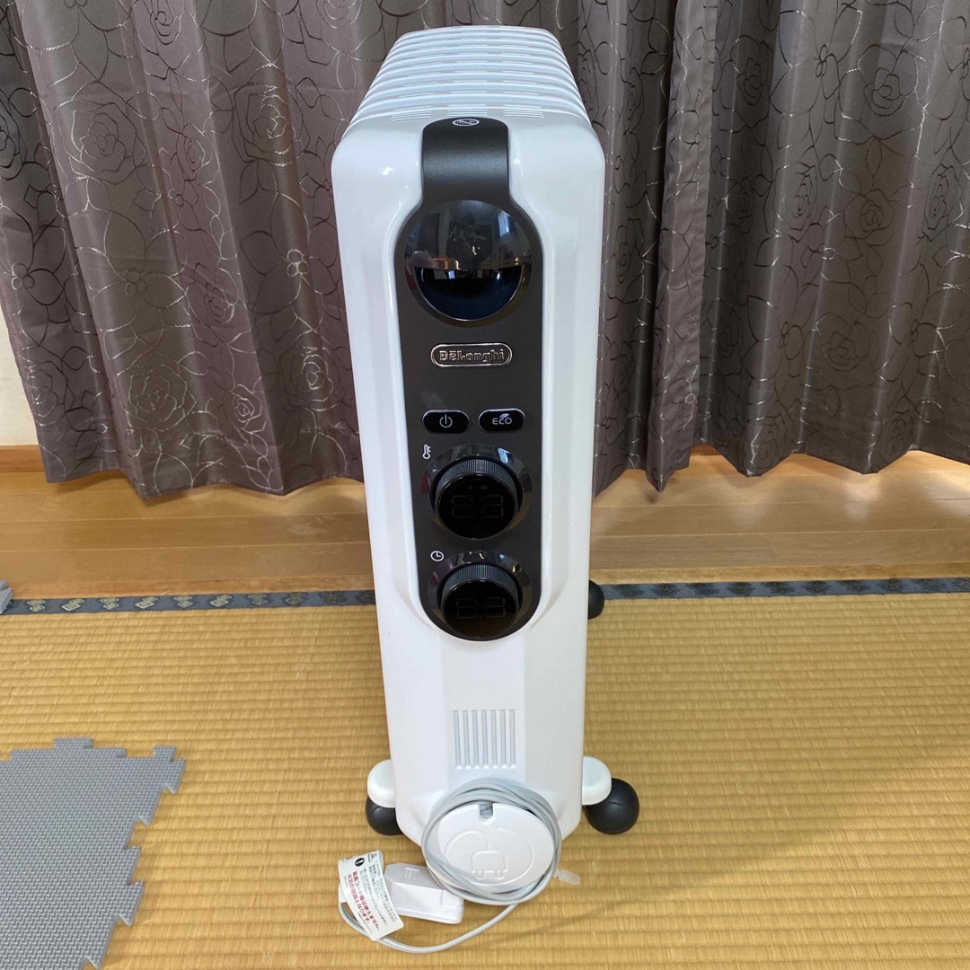 史博物館 DeLonghi アミカルド オイルヒーター RHJ35M1015-BK