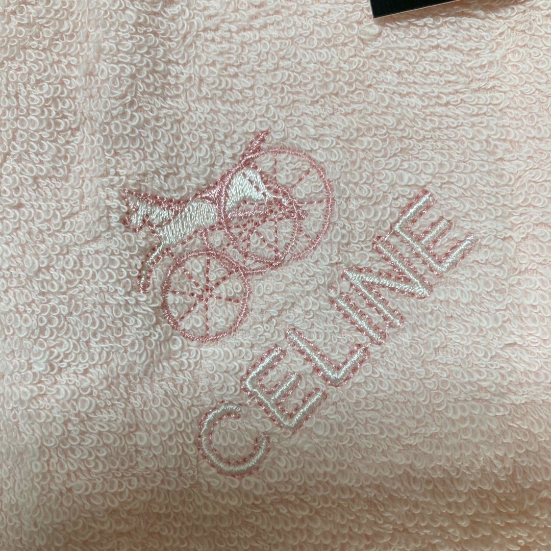 celine(セリーヌ)の希少　CELINE セリーヌ　タオルハンカチ　刺繍 レディースのファッション小物(ハンカチ)の商品写真