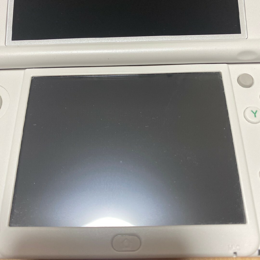 任天堂(ニンテンドウ)の【動作確認済】Newニンテンドー3DS LL　ピンク×ホワイト エンタメ/ホビーのゲームソフト/ゲーム機本体(携帯用ゲーム機本体)の商品写真