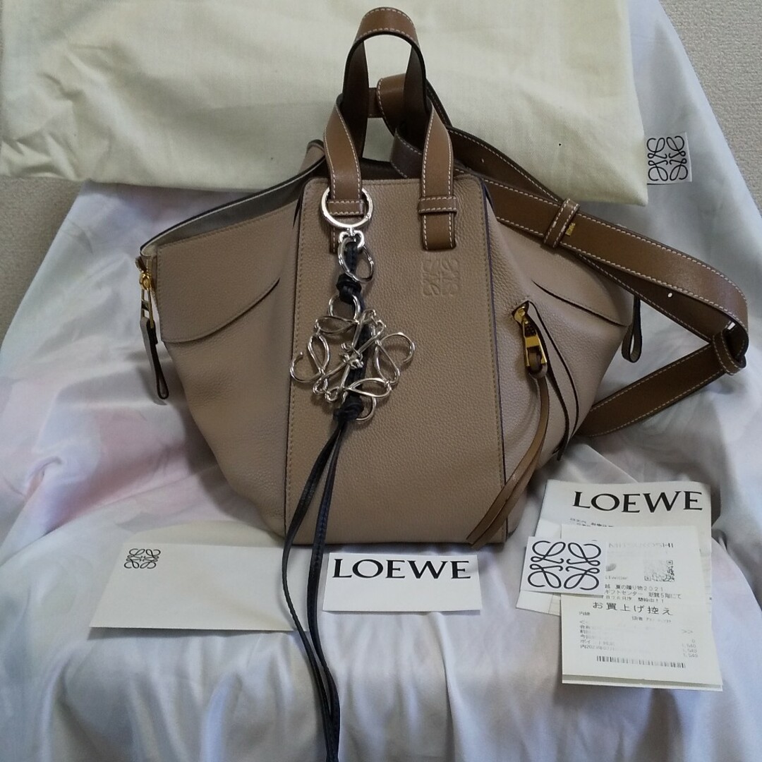 LOEWE(ロエベ)の新品未使用 ロエベ ハンモック スモール サンドミンク レディースのバッグ(ショルダーバッグ)の商品写真