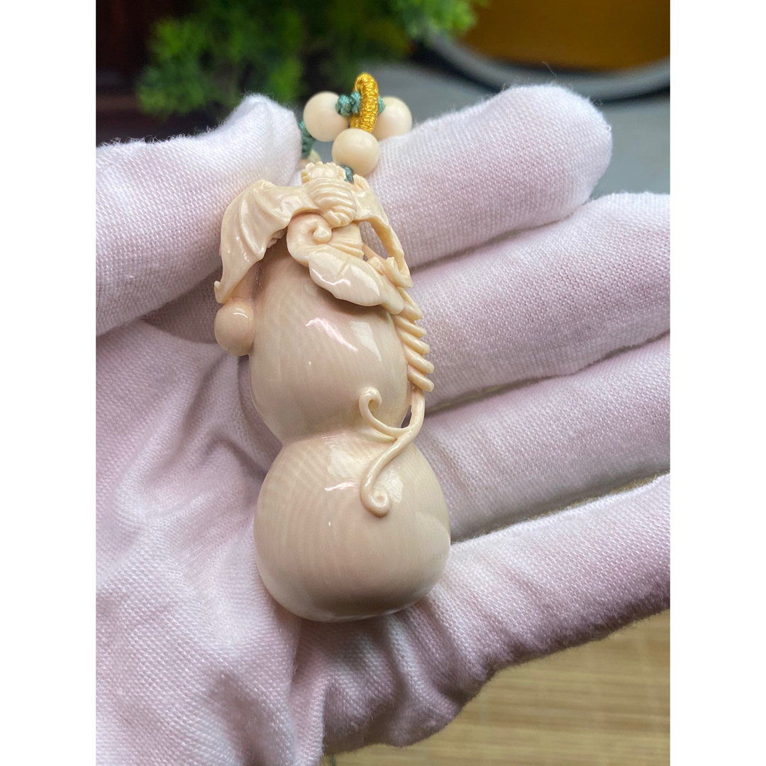 天然マンモス牙美しい手作り彫刻吉祥如意置物 - アクセサリー 天然マンモス牙美しい手作り彫刻吉祥如意置物 - アクセサリー