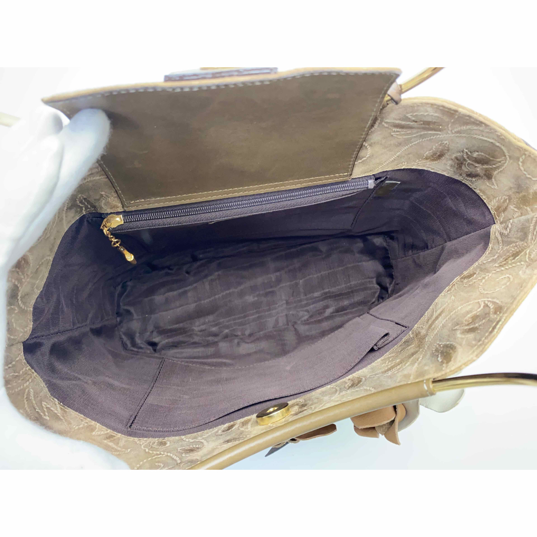 GINZA Kanematsu(ギンザカネマツ)のF701 美品 銀座かねまつ トートバッグ 肩掛け 茶色 花飾り 本革 レディースのバッグ(トートバッグ)の商品写真