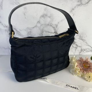 専用♡   シャネル　CHANEL ニュートラベルライン ハンドバッグ　ブラック