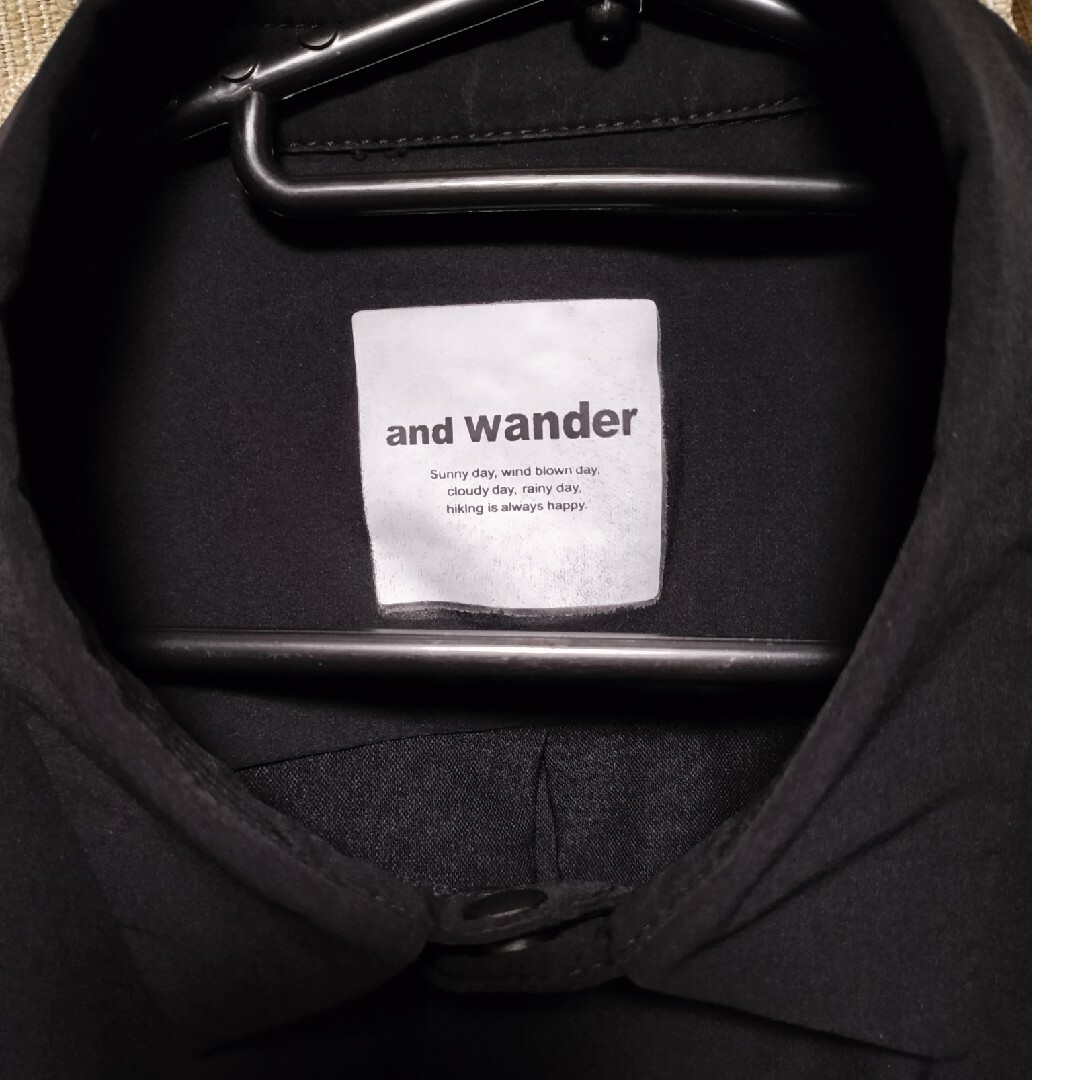 and wander(アンドワンダー)のアンドワンダー シャツ XL メンズのトップス(シャツ)の商品写真