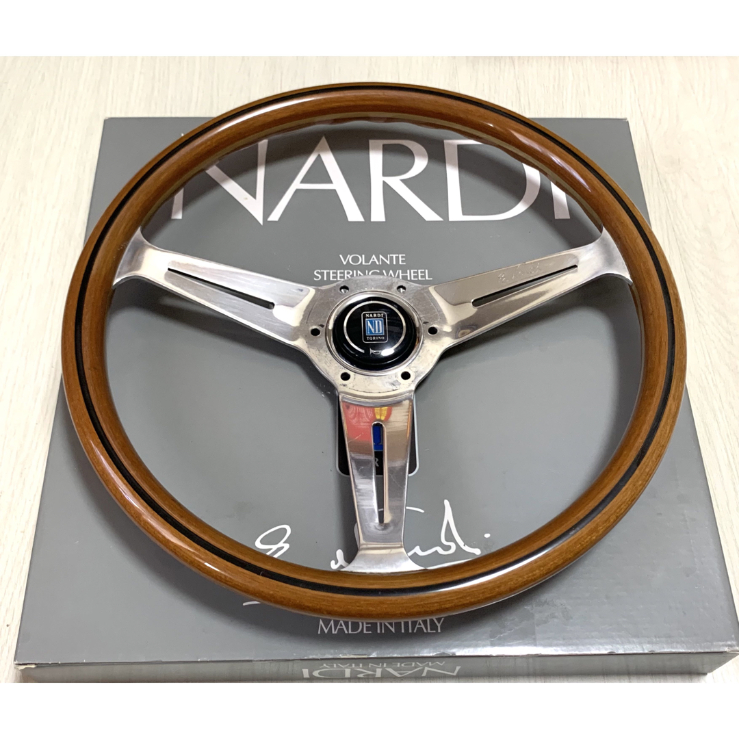 自動車希少【NARDI Classic】36.5Φ ウッドステアリング　ナルディ　良好