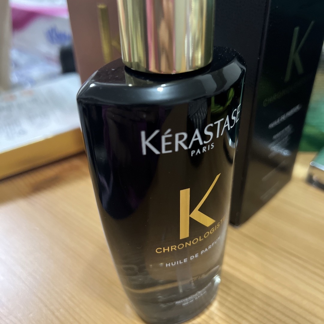 KERASTASE(ケラスターゼ)のケラスターゼ　クロノロジスト　新品未使用 コスメ/美容のヘアケア/スタイリング(オイル/美容液)の商品写真