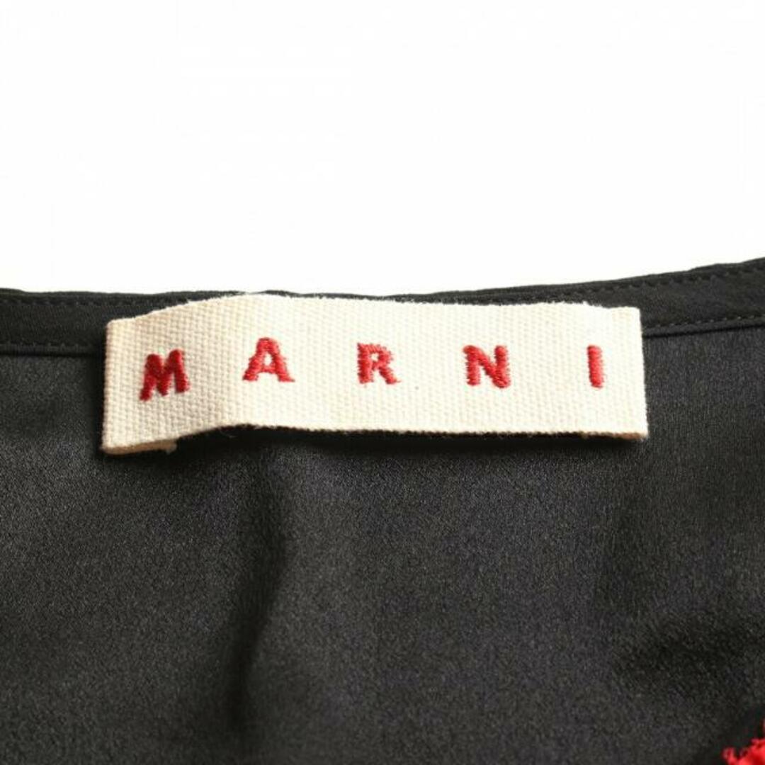 Marni(マルニ)の ワンピース Vネック ノースリーブ フリル シルク ブラック レッド オフホワイト レディースのワンピース(ひざ丈ワンピース)の商品写真