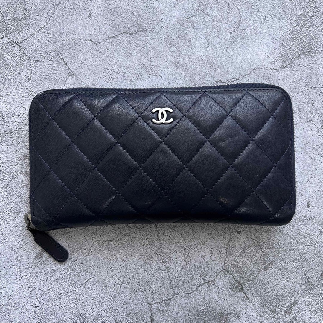 CHANEL - CHANEL シャネル マトラッセ ラムスキン 長財布 ネイビーの