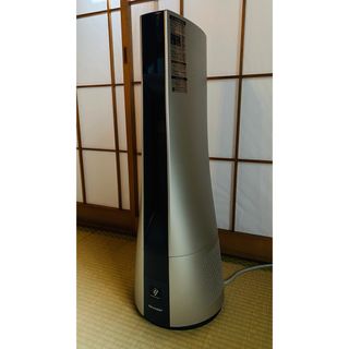 シャープ(SHARP)のシャープ SHARP  PF-JTH1スリムイオンファン ホット&クール (空気清浄器)