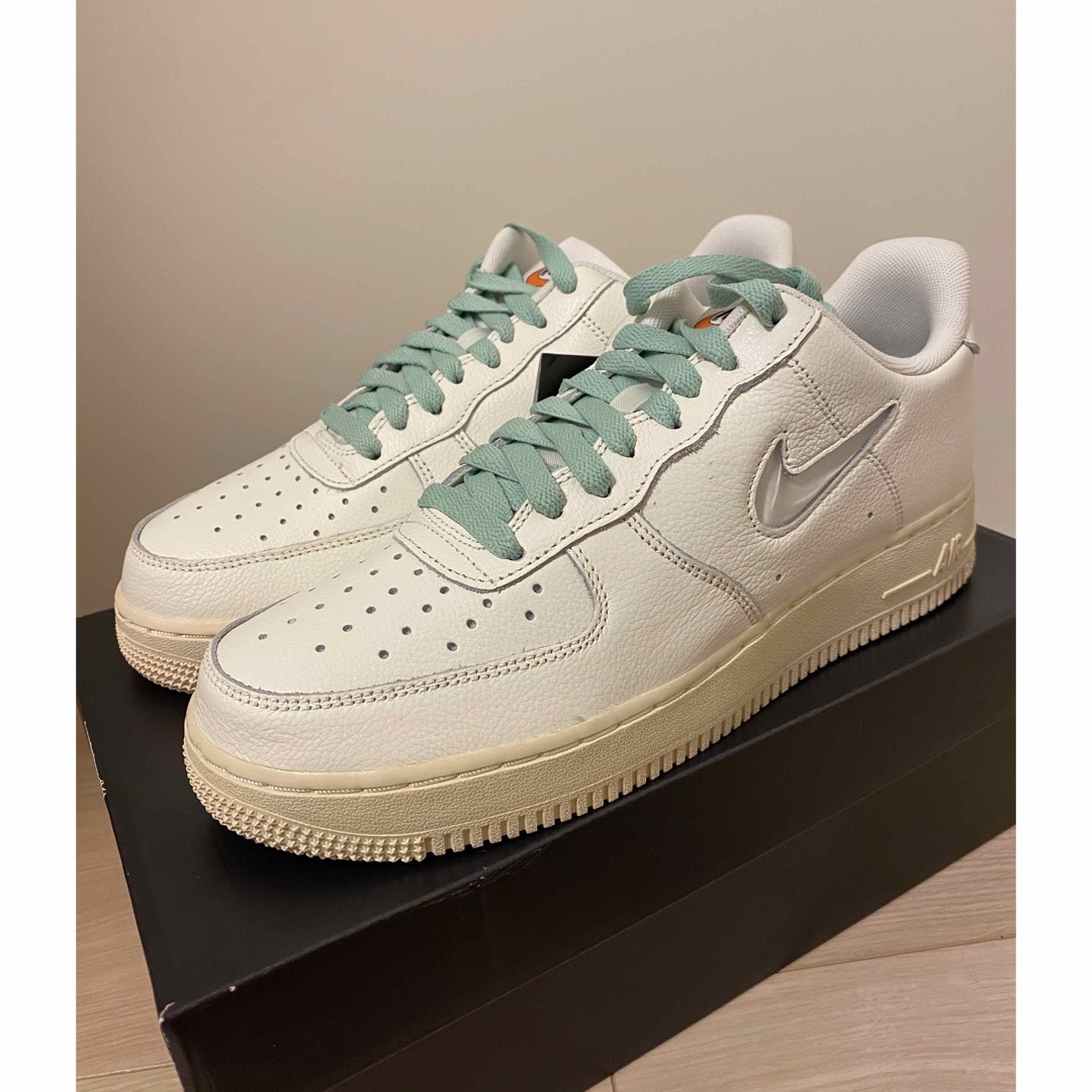 NIKE(ナイキ)のNIKE AIR FORCE 1 '07 PRM VINTAGE SAIL メンズの靴/シューズ(スニーカー)の商品写真