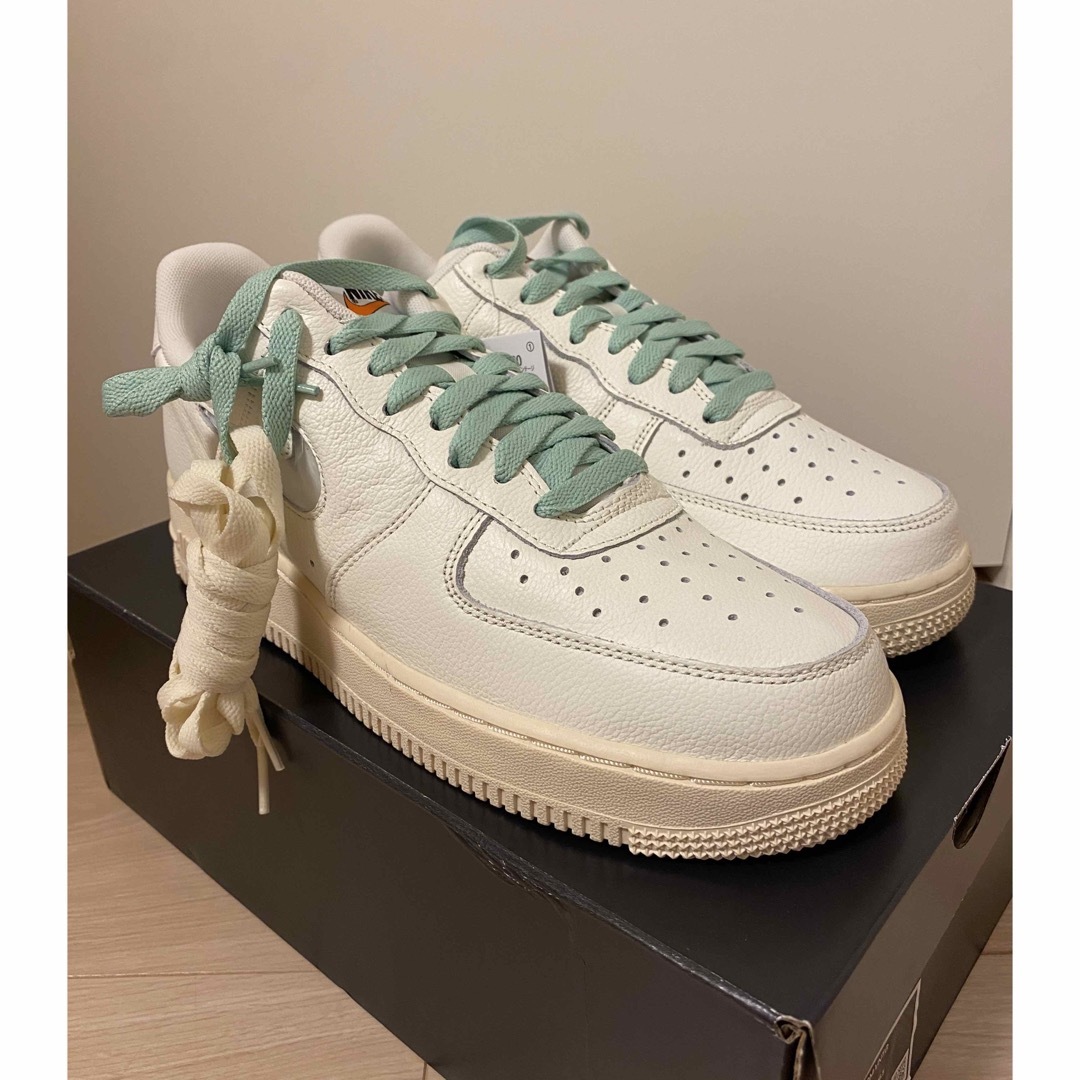 NIKE(ナイキ)のNIKE AIR FORCE 1 '07 PRM VINTAGE SAIL メンズの靴/シューズ(スニーカー)の商品写真