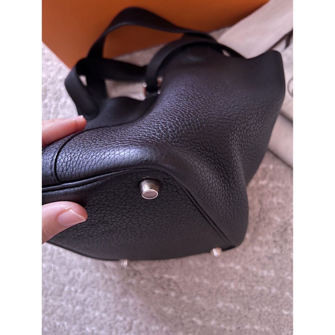 Hermes(エルメス)の【希少】HERMES ピコタンロック18 PMサイズ ノワール シルバー金具 レディースのバッグ(ハンドバッグ)の商品写真