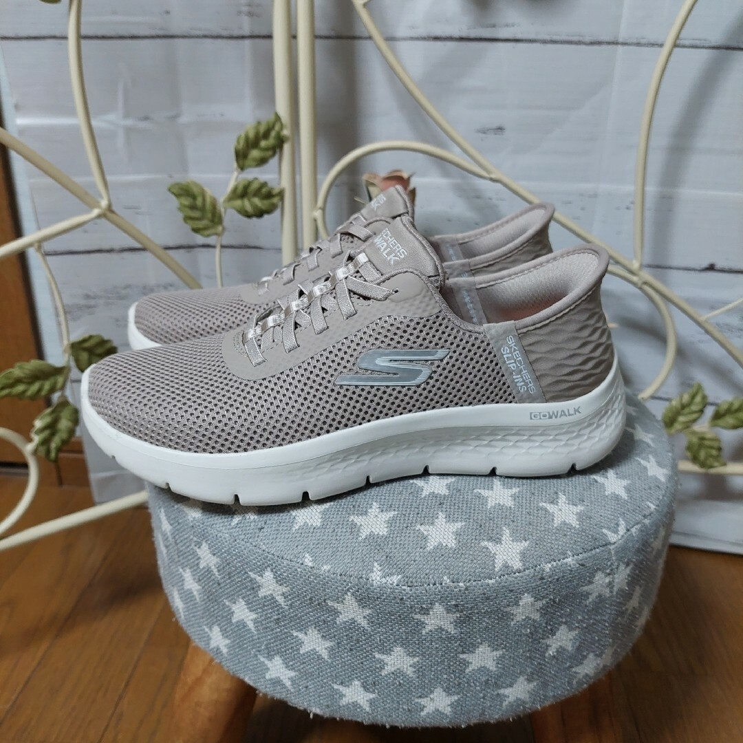 SKECHERS(スケッチャーズ)のSKECHERS　スニーカー　ﾚﾃﾞｨｰｽ24㎝ レディースの靴/シューズ(スニーカー)の商品写真