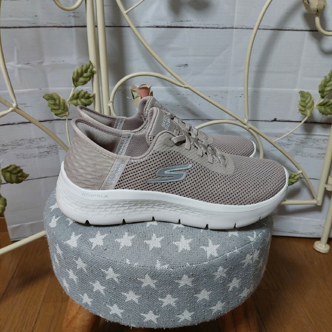 SKECHERS(スケッチャーズ)のSKECHERS　スニーカー　ﾚﾃﾞｨｰｽ24㎝ レディースの靴/シューズ(スニーカー)の商品写真