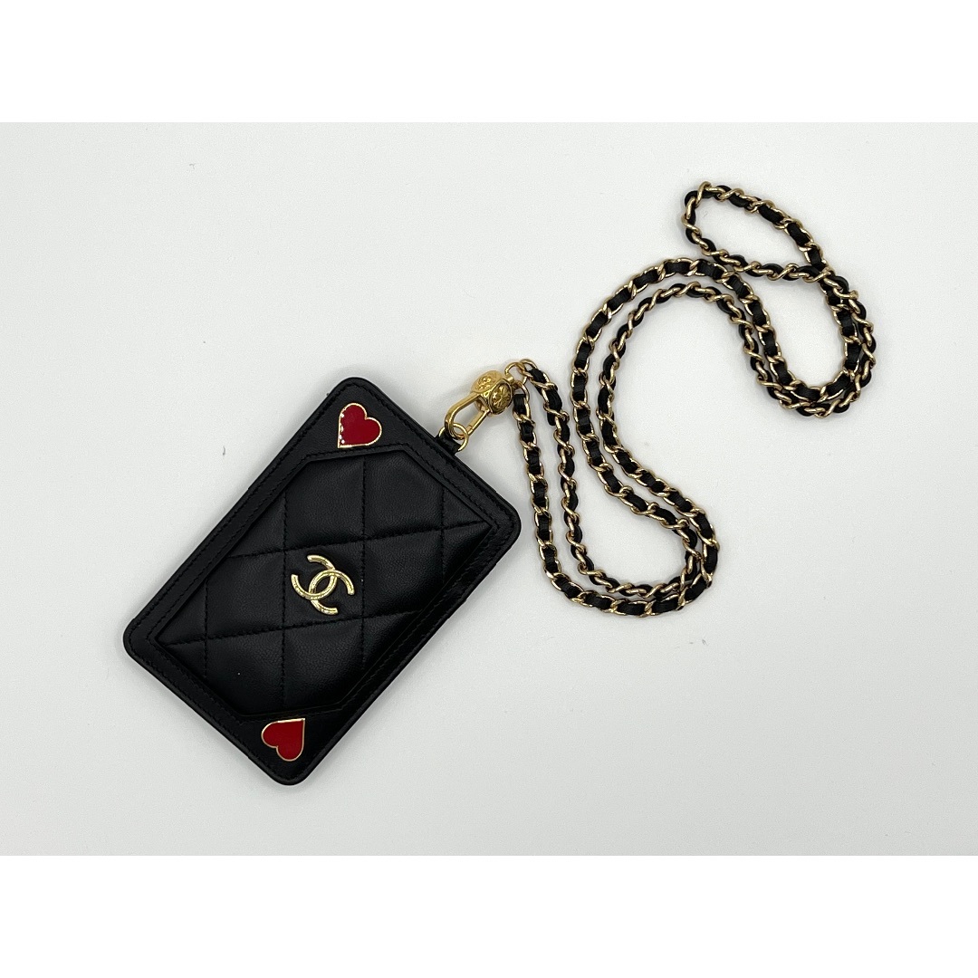CHANEL - CHANEL シャネル トランプ マトラッセ カードケース ネック CHANEL - CHANEL シャネル トランプ マトラッセ カードケース ネック