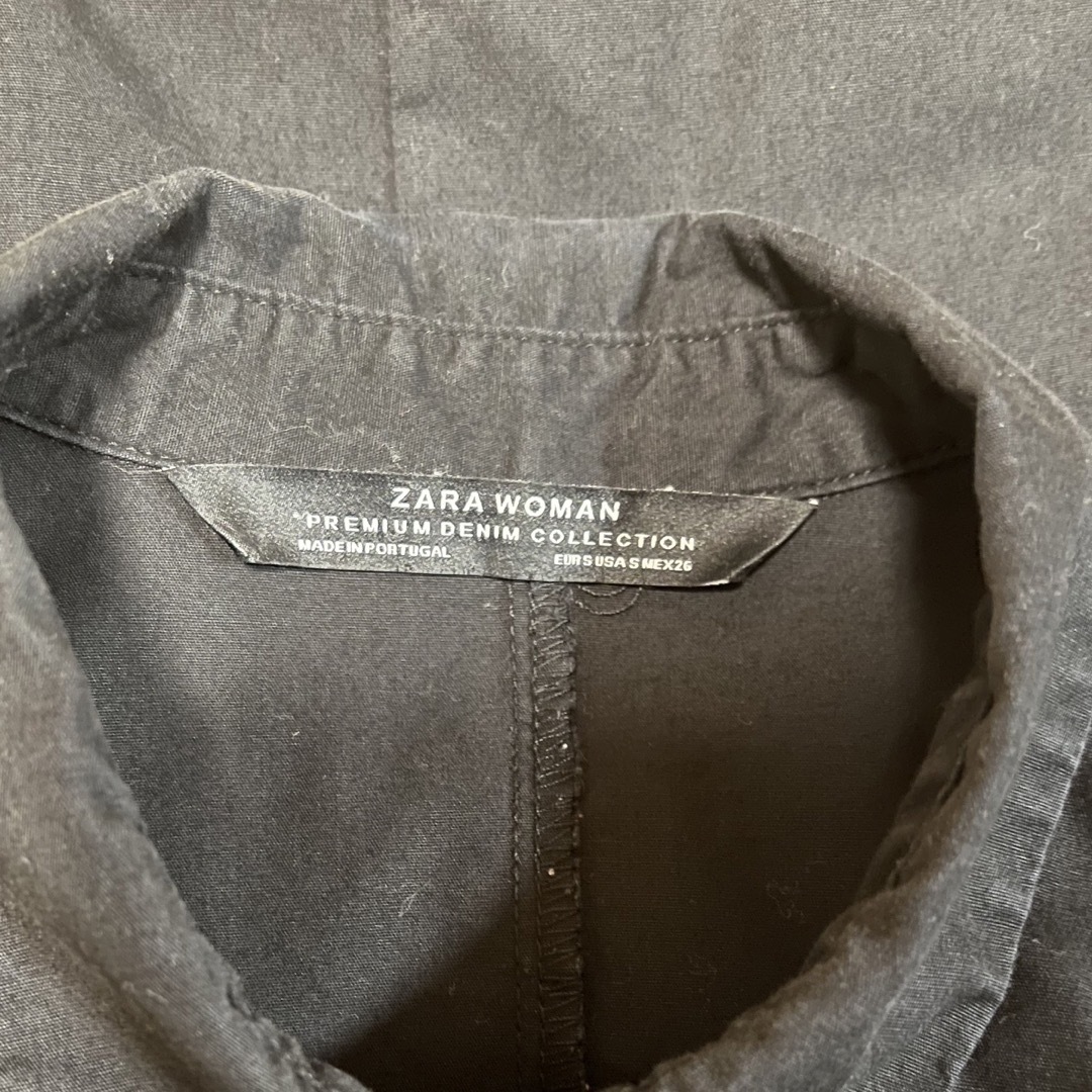 ZARA(ザラ)のZARA 黒色ブラウス レディースのトップス(シャツ/ブラウス(長袖/七分))の商品写真