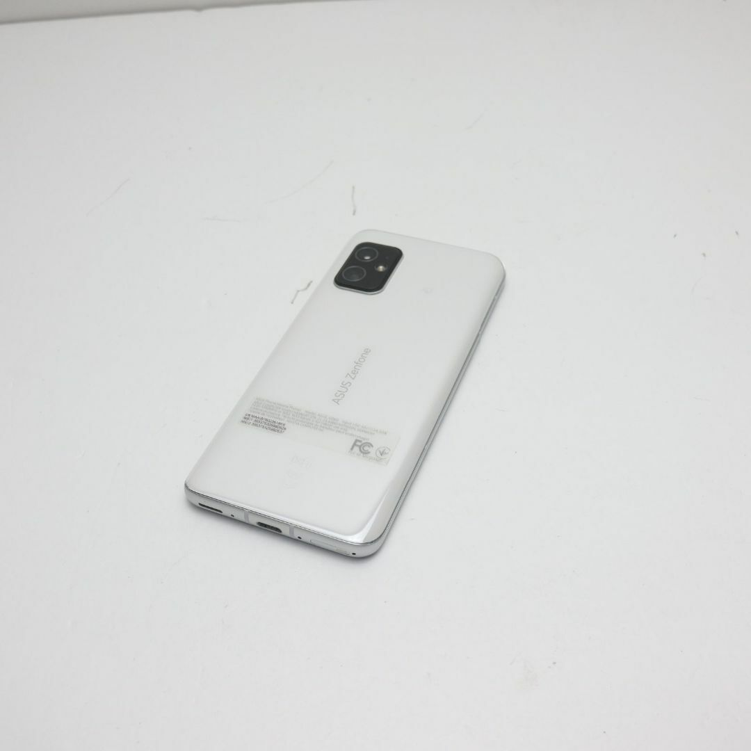 ASUS - 新品同様 SIMフリー Zenfone8 8GB 128GBムーンライトホワイトの ...