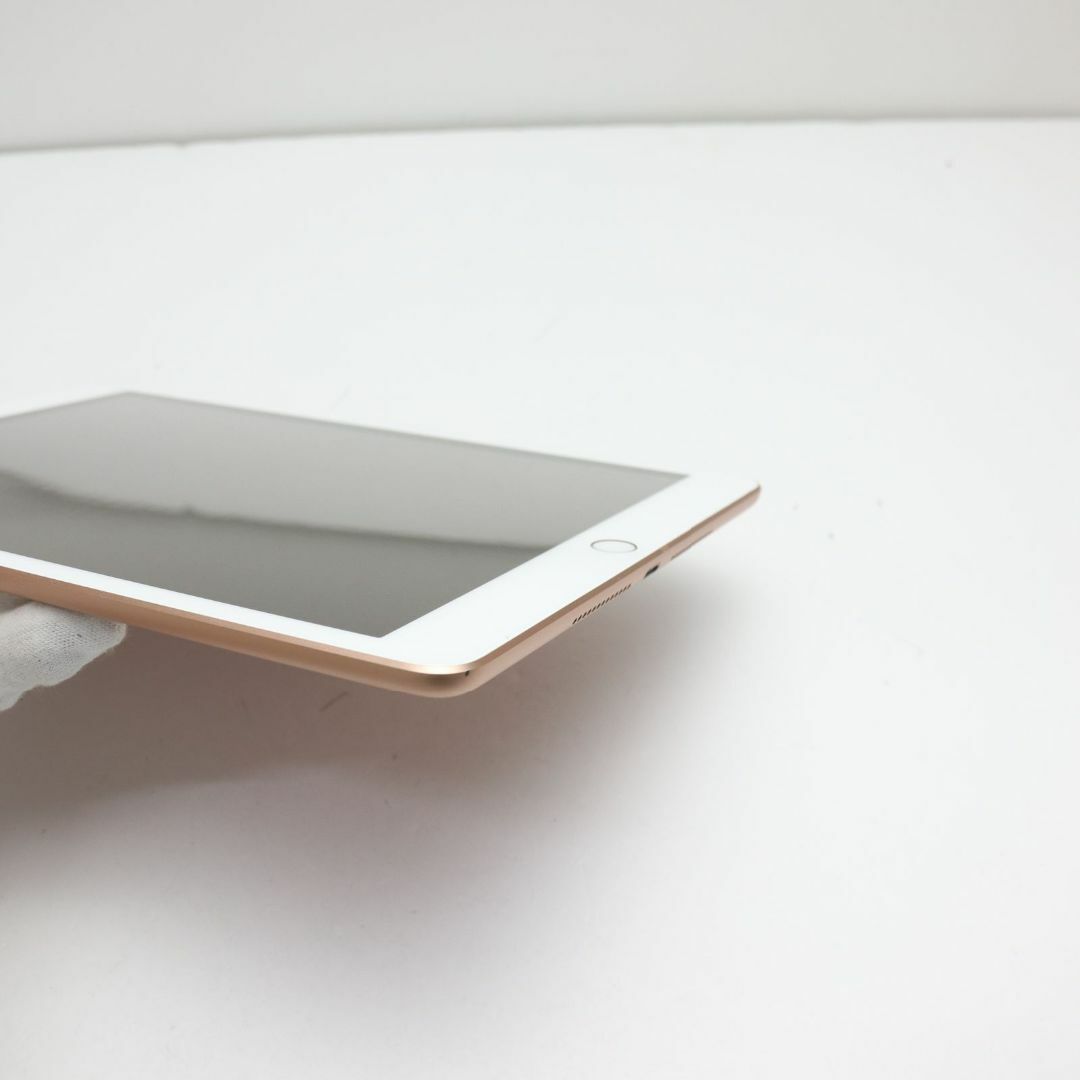 超美品 iPad 第8世代 Wi-Fi 32GB  ゴールド