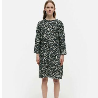 マリメッコ(marimekko)のmarimekko　Altaani Tuulahdus ワンピース40(ミニワンピース)