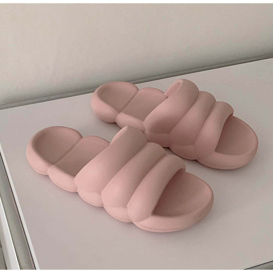 マシュマロサンダル　レディース　ピンク レディースの靴/シューズ(サンダル)の商品写真