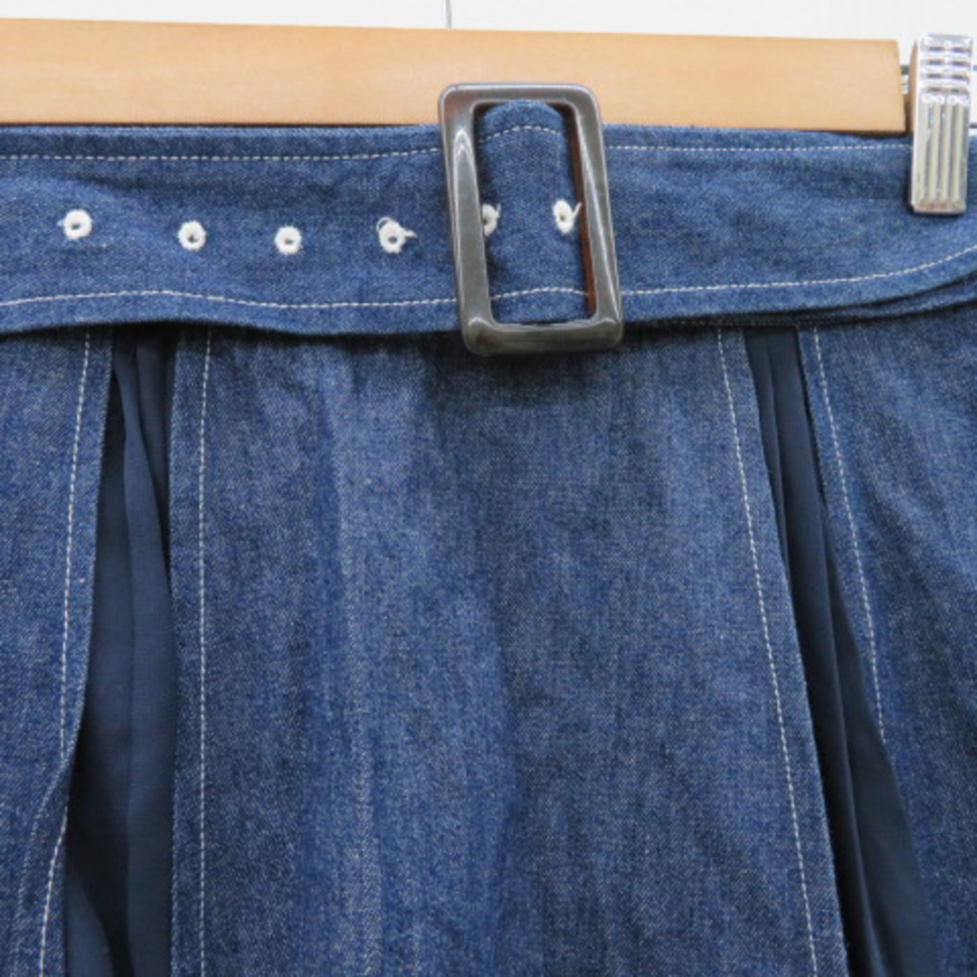 NICE CLAUP(ナイスクラップ)のナイスクラップ フレアスカート デニムスカート ロング丈 ウエストベルト付き レディースのスカート(ロングスカート)の商品写真