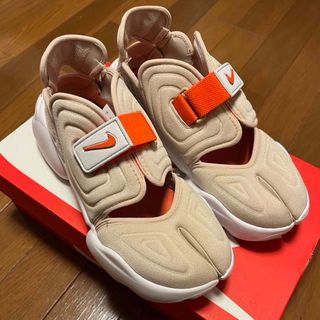 ナイキ(NIKE)のアクアリフト(スニーカー)