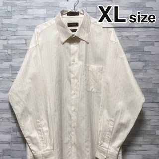 シャツ(shirts)のシャツ　長袖　XL　ストライプ　ライトベージュ　USA古着　CLAIBORNE(シャツ)