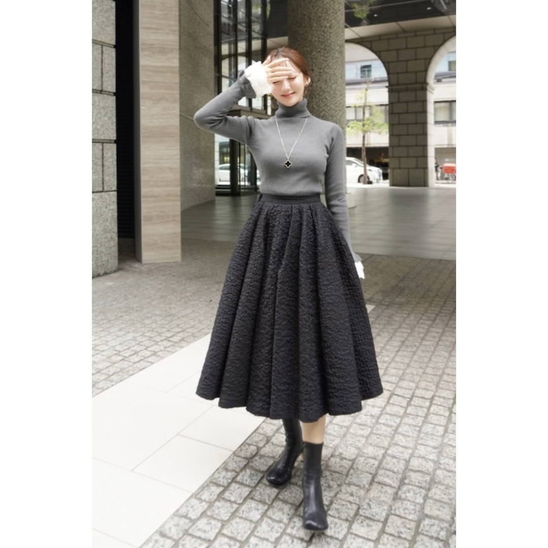 美品♡定価2.4万ヘヨンHYEONスワンスカート フレア ロング丈 ジャガードg HYEON (ヘヨン) official online store