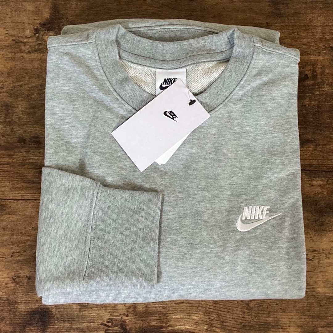 NIKE(ナイキ)の【ナイキ】新品未使用 フレンチテリー クルースウェット 男女兼用 グレー XXL メンズのトップス(スウェット)の商品写真