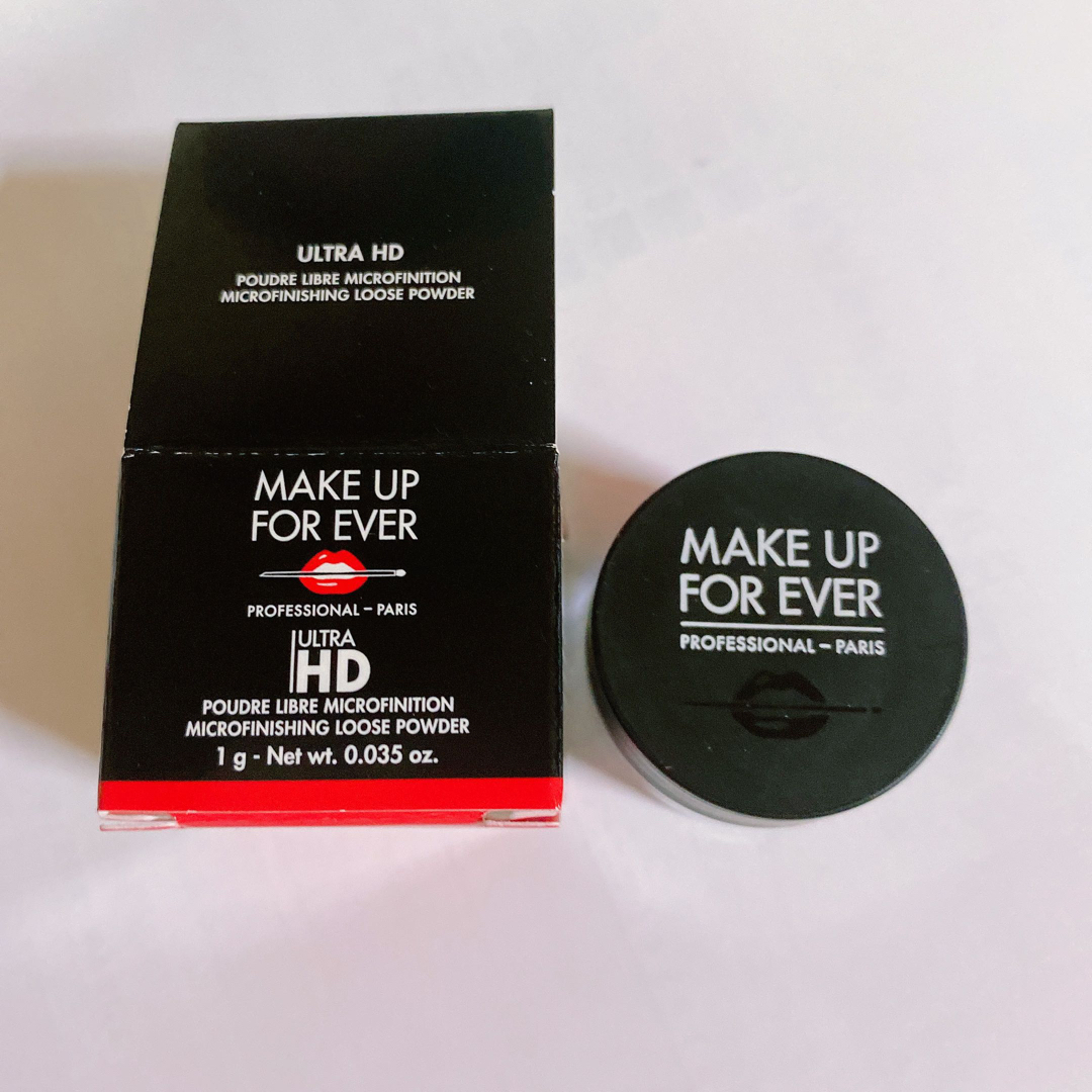 MAKE UP FOR EVER(メイクアップフォーエバー)の新品　メイクアップフォーエバー　ウルトラHDルースパウダー　ミニサイズ　1g コスメ/美容のベースメイク/化粧品(フェイスパウダー)の商品写真