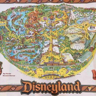 ディズニー(Disney)の1979ディズニーランド特大地図&スタンプコレクション　2点セット　2点セット(キャラクターグッズ)