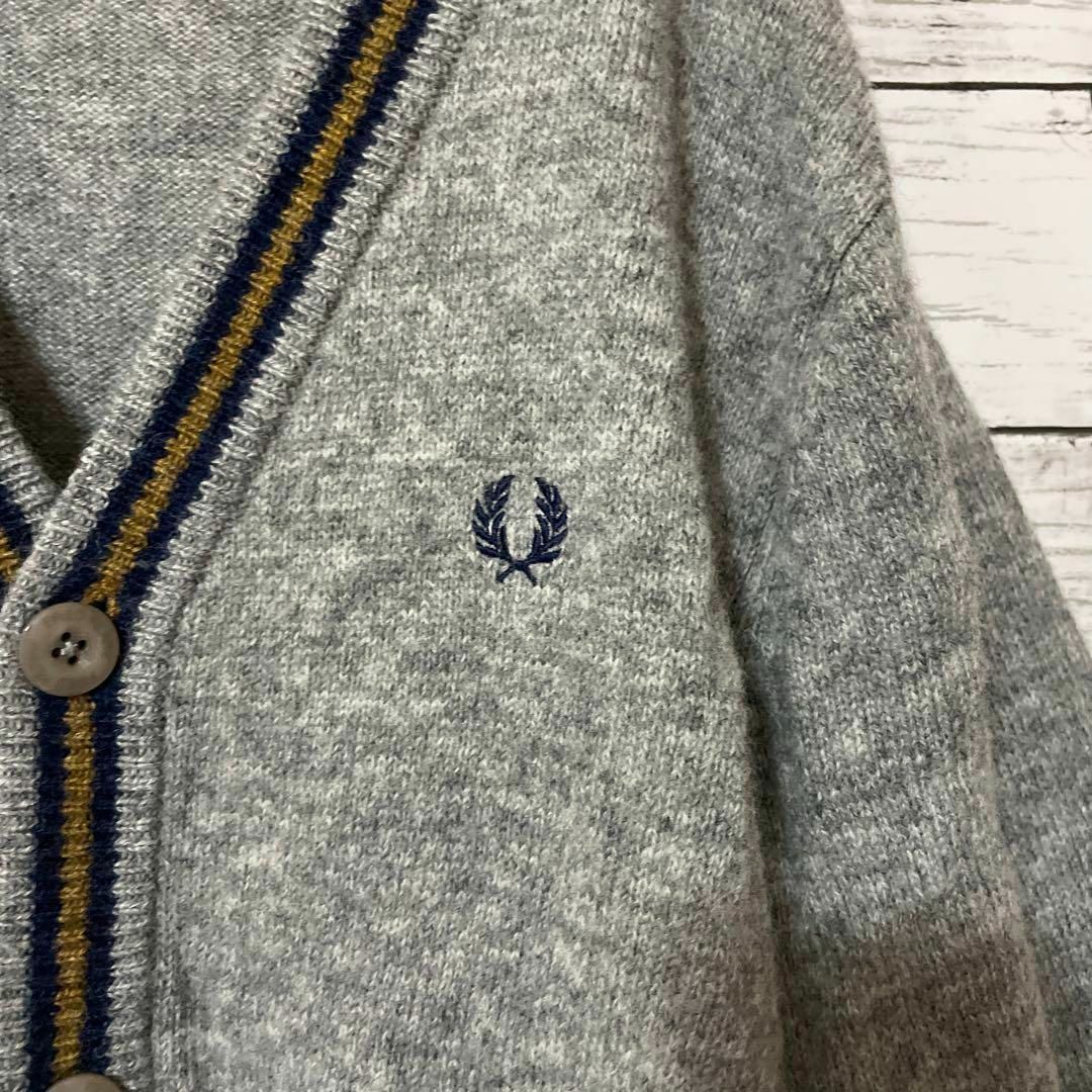 FRED PERRY カーディガン ロゴ 刺繍 ライン ウール お洒落 定番カーディガン