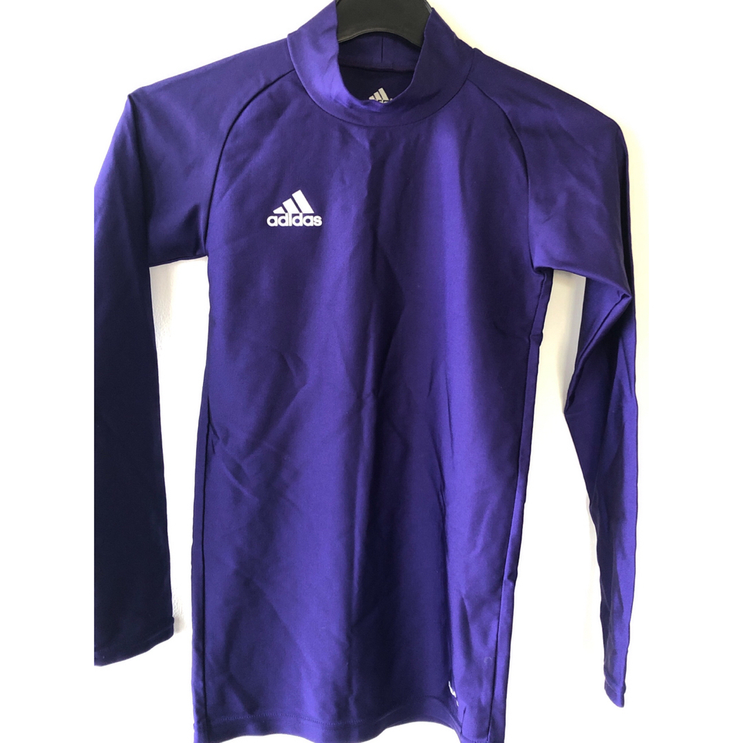 adidas(アディダス)の【専用】アンダーシャツ紫　150 スポーツ/アウトドアのサッカー/フットサル(ウェア)の商品写真