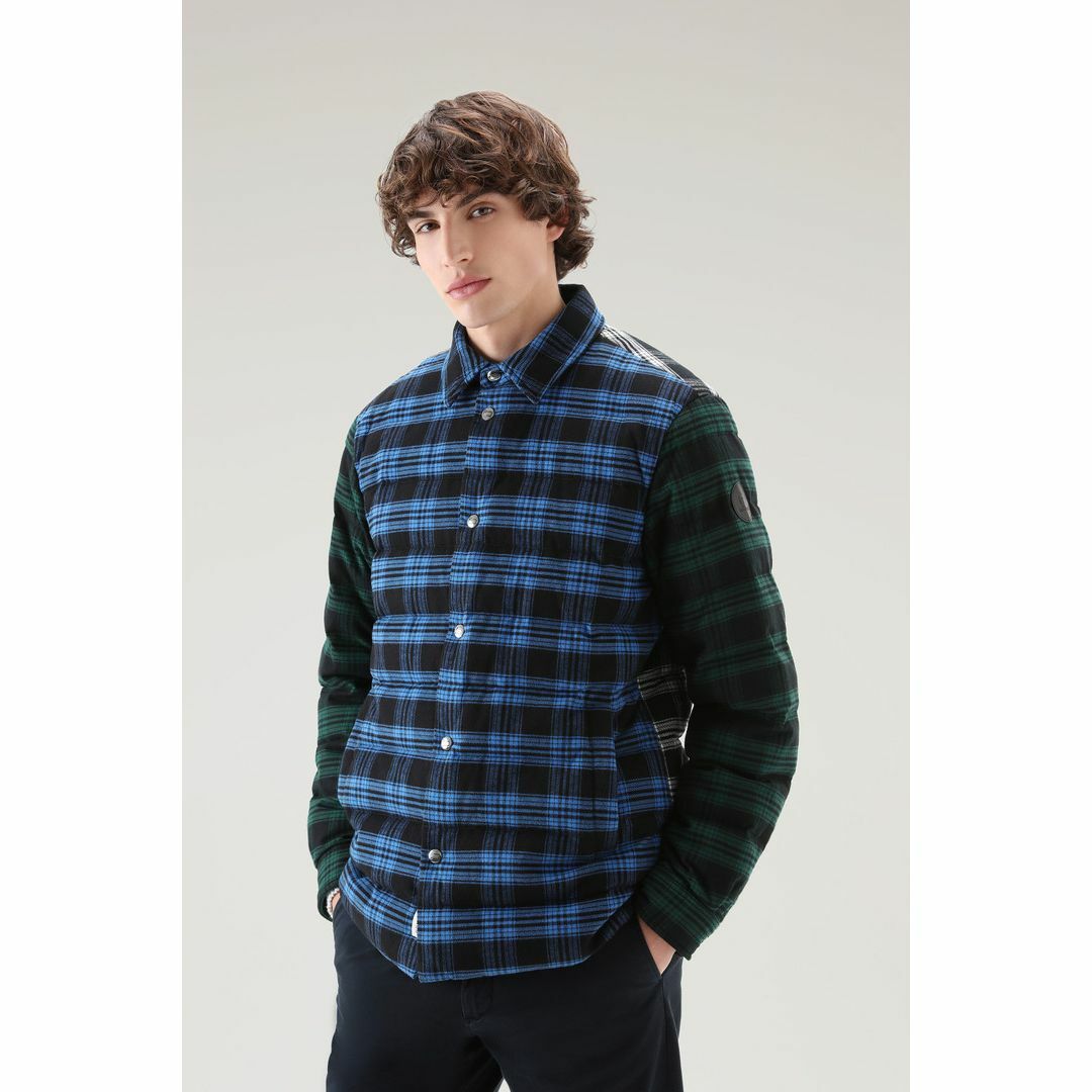 WOOLRICH(ウールリッチ)の新品 Woolrich チェック シャツダウンジャケット メンズのジャケット/アウター(ダウンジャケット)の商品写真