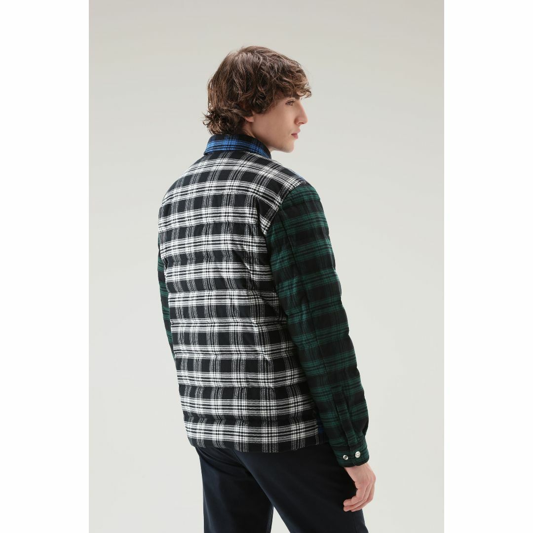 WOOLRICH(ウールリッチ)の新品 Woolrich チェック シャツダウンジャケット メンズのジャケット/アウター(ダウンジャケット)の商品写真