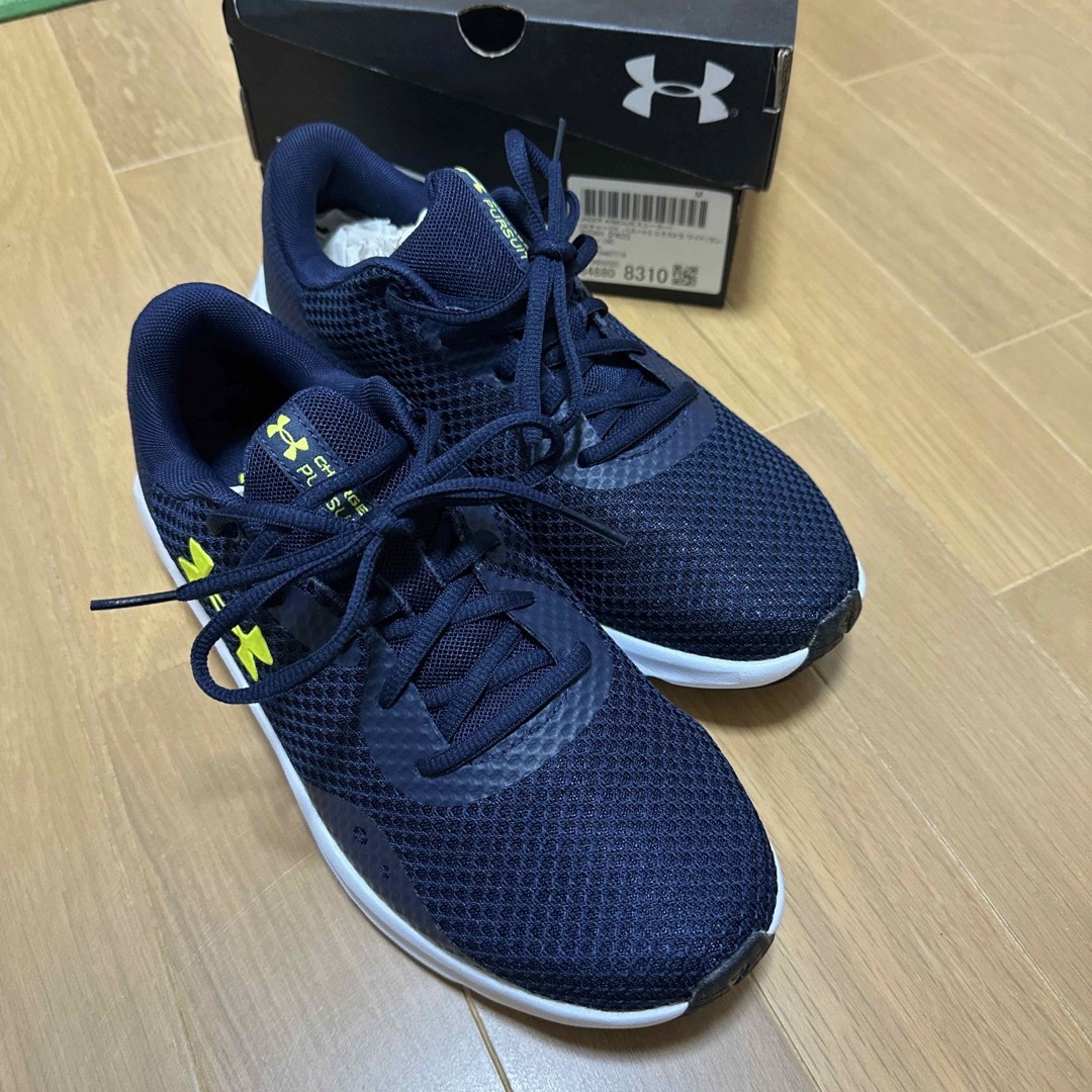 UNDER ARMOUR(アンダーアーマー)のアンダーアーマー　スニーカー レディースの靴/シューズ(スニーカー)の商品写真