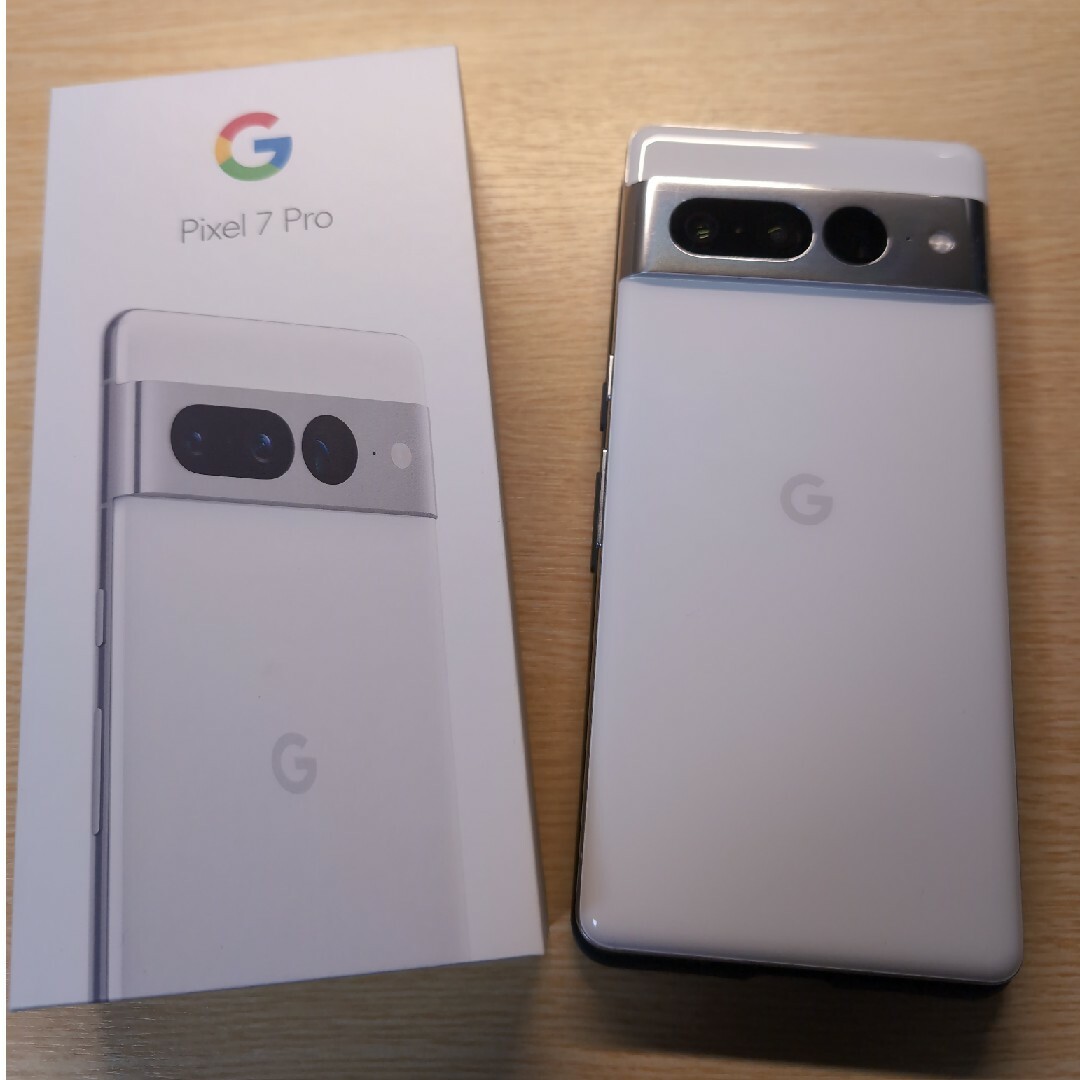 Google Pixel(グーグルピクセル)の【マラソン期間値下げ】Pixel 7 Pro Snow 128GB スマホ/家電/カメラのスマートフォン/携帯電話(スマートフォン本体)の商品写真