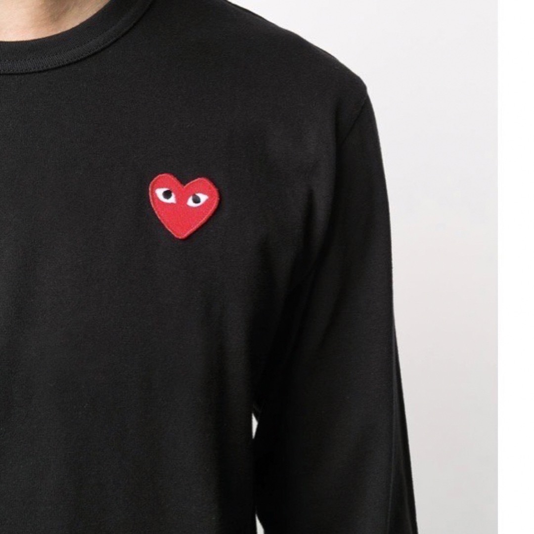 COMME des GARCONS(コムデギャルソン)の国内正規品 メンズL プレイコムデギャルソン レッドハート 黒 長袖 メンズのトップス(Tシャツ/カットソー(七分/長袖))の商品写真