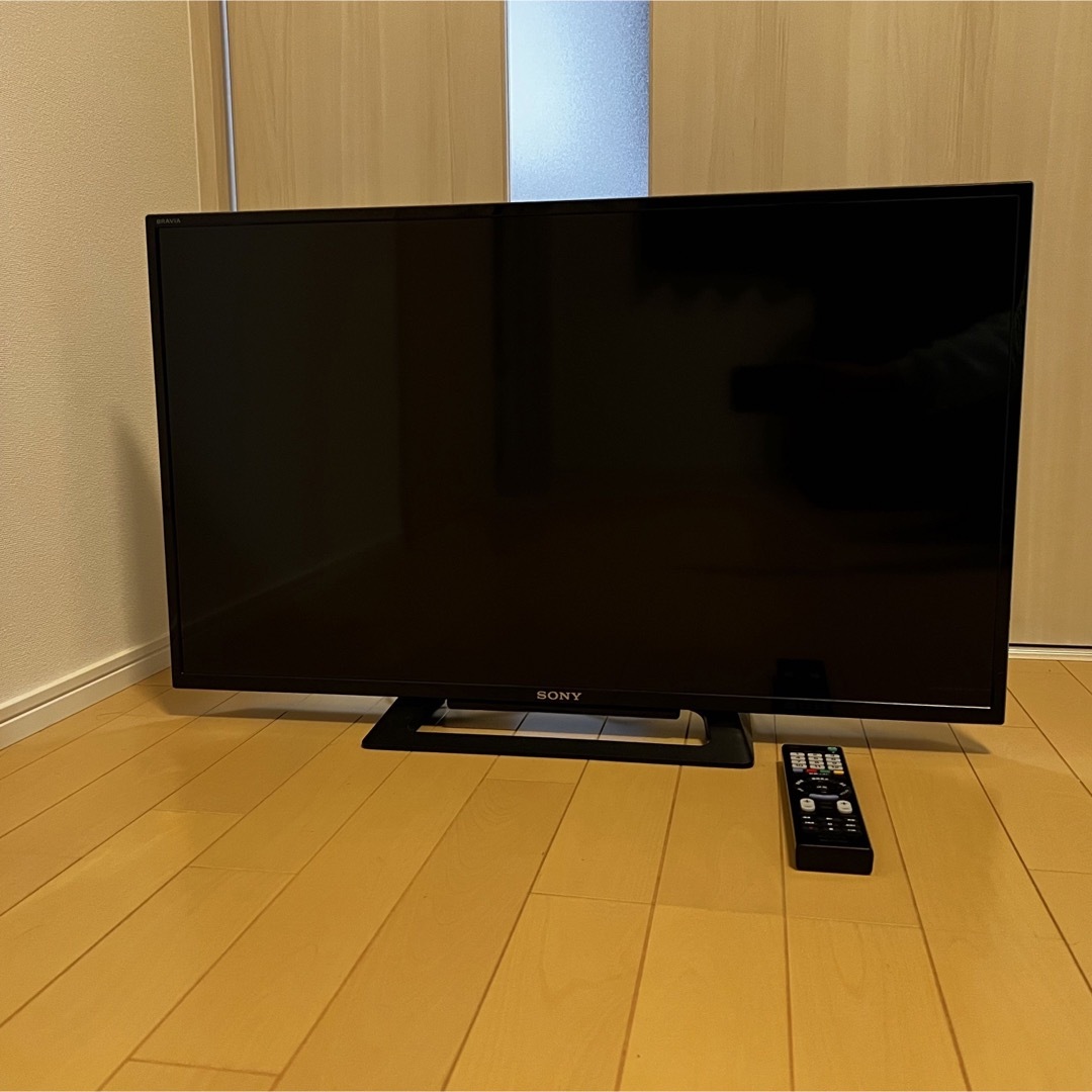 BRAVIA(ブラビア)の【リモコン付】SONY BRAVIA KJ-32W500C 32型液晶テレビ スマホ/家電/カメラのテレビ/映像機器(テレビ)の商品写真