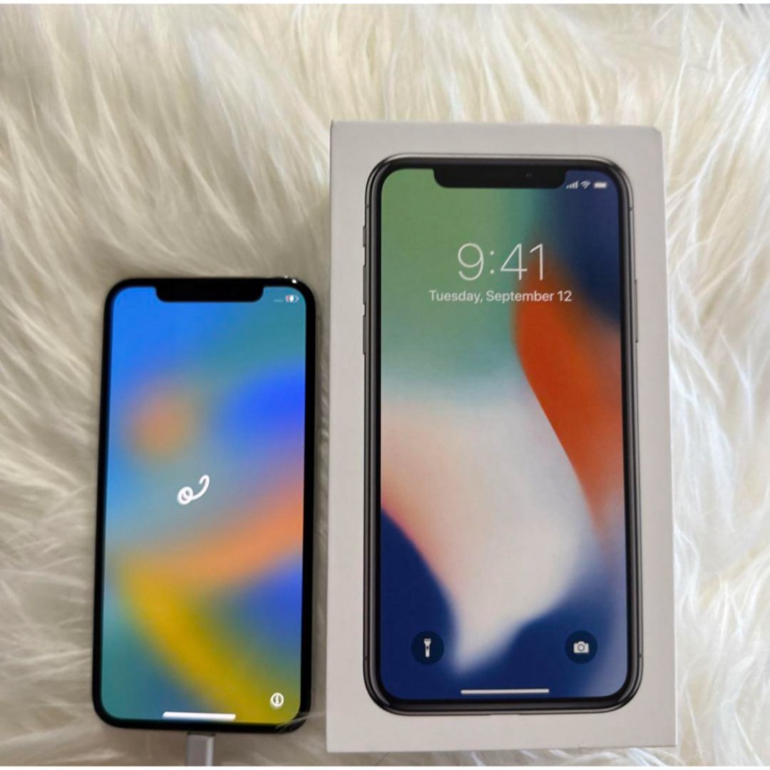 iPhone X Silver 64 GB docomo SIMフリー-