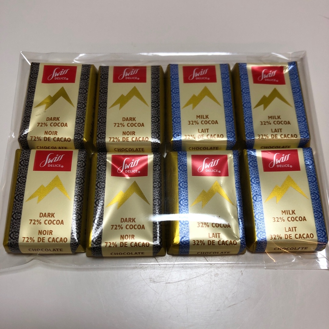 コストコ(コストコ)のコストコ　チョコ　お試し2種類　各4個 計8個 食品/飲料/酒の食品(菓子/デザート)の商品写真