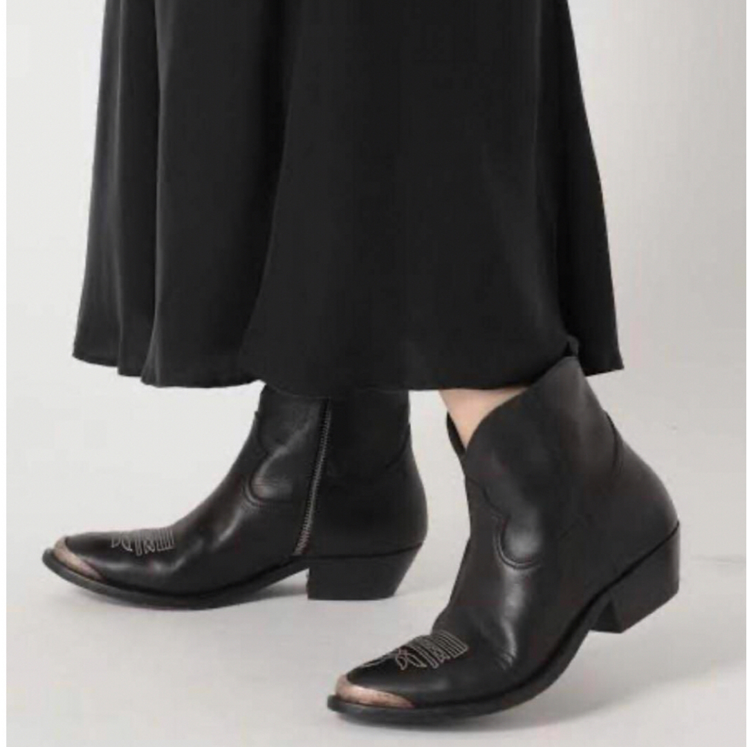DEUXIEME CLASSE(ドゥーズィエムクラス)のGOLDEN GOOSE  ショート ウエスタン ブーツ　23cm ブラック レディースの靴/シューズ(ブーツ)の商品写真