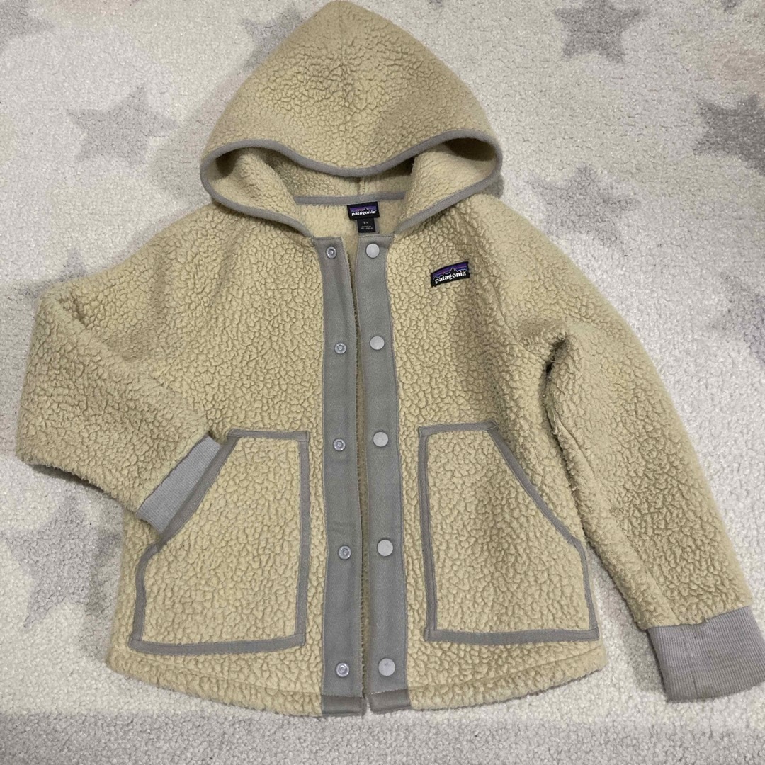 patagonia(パタゴニア)の【patagonia】アウター WORN WEAR 5T 子供 キッズ/ベビー/マタニティのキッズ服男の子用(90cm~)(ジャケット/上着)の商品写真