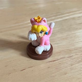 ニンテンドウ(任天堂)のチョコエッグ スーパーマリオ 3Dワールド　④ネコピーチ(ゲームキャラクター)