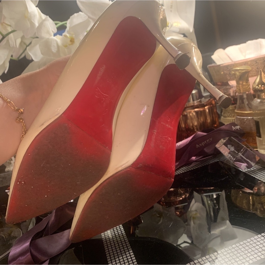 Christian Louboutin(クリスチャンルブタン)のクリスチャンルブタン  パンプス レディースの靴/シューズ(ハイヒール/パンプス)の商品写真