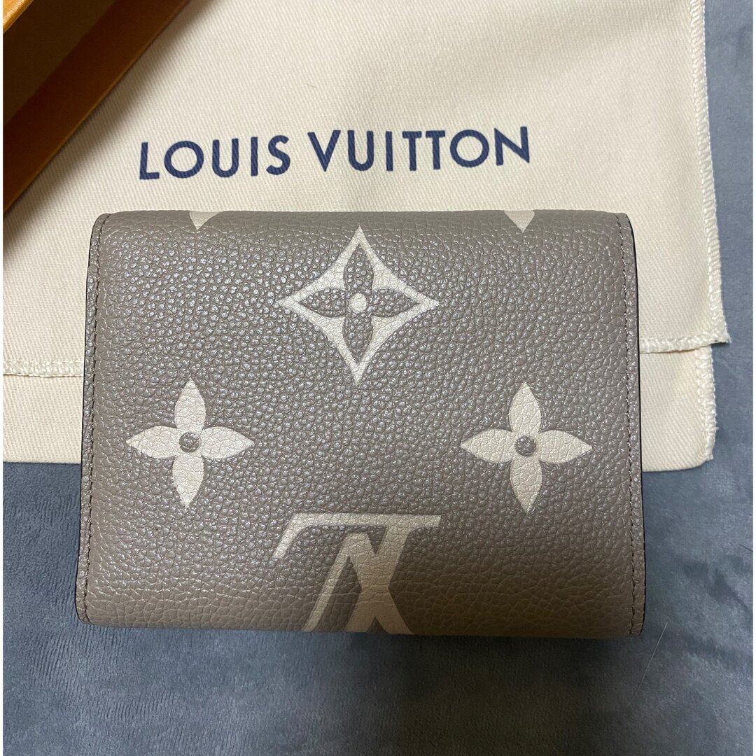 Louis Vuitton ルイヴィトン ポルトフィユ・ヴィクトリーヌ
