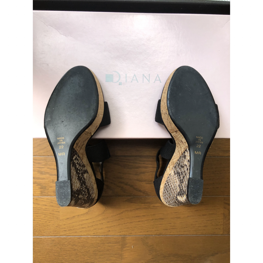 DIANA(ダイアナ)のダイアナ　22cm サンダル　ウェッジソール　ブラック　黒　箱付き レディースの靴/シューズ(サンダル)の商品写真