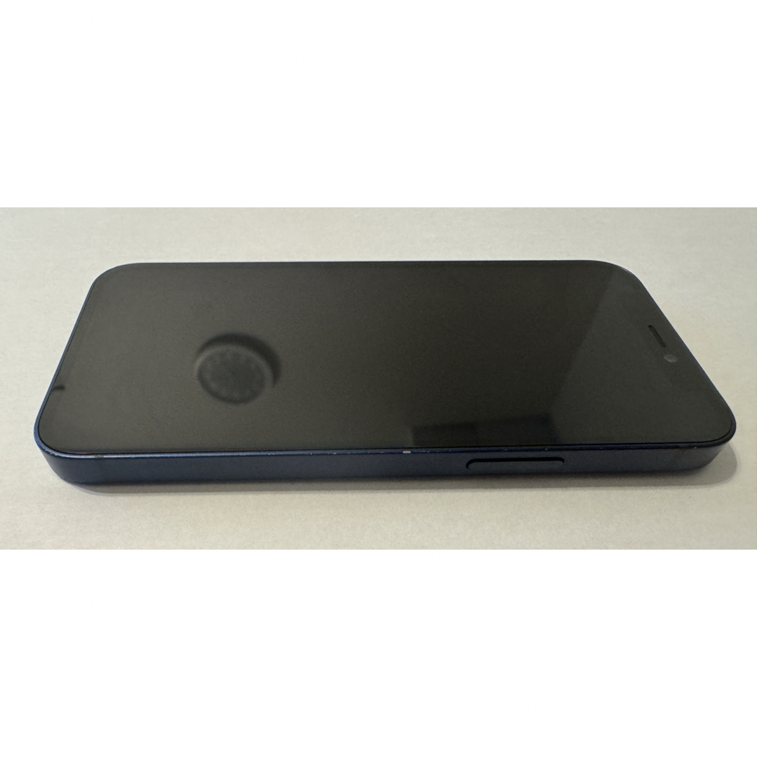 Apple(アップル)のiPhone 12 mini 64 GB ブルー　SIMフリー スマホ/家電/カメラのスマートフォン/携帯電話(スマートフォン本体)の商品写真